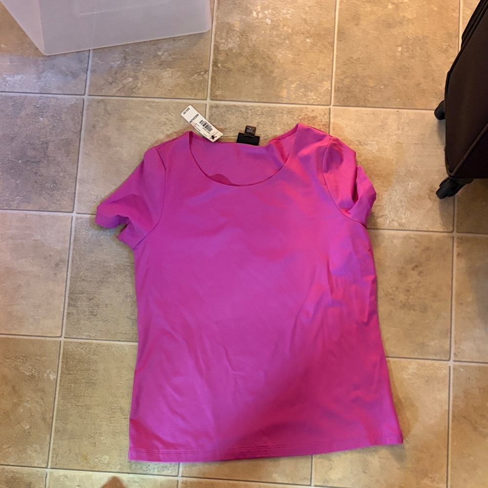 East 5th Fuchsia Short Sleeve Top